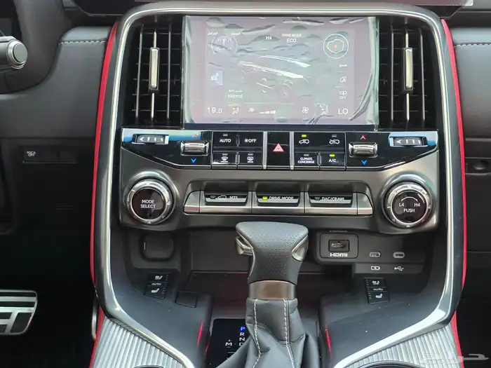 لكزس 2025 LX600 وكالة 14