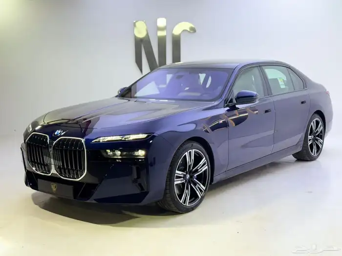 بي ام 735i 1