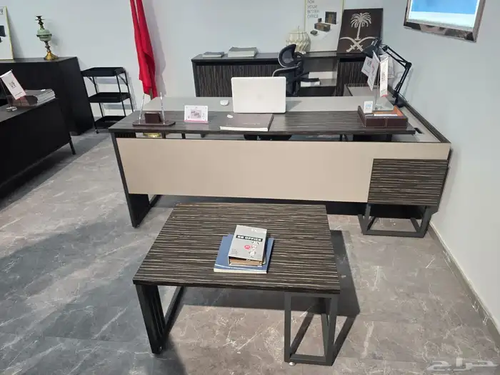 مكتب طقم حق موظفين مودرن موديل 2