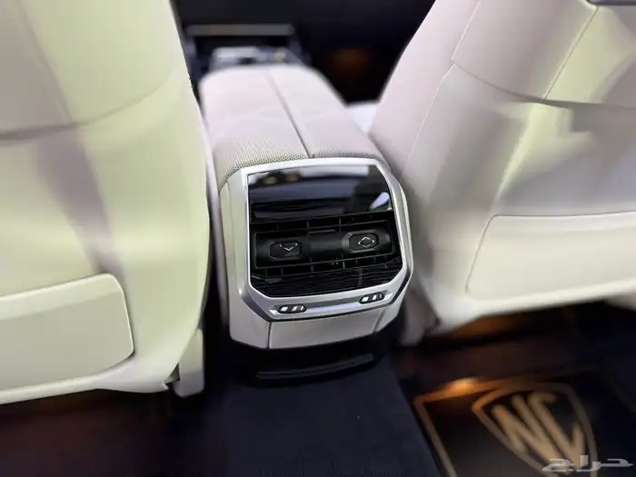 بي ام 735i 4