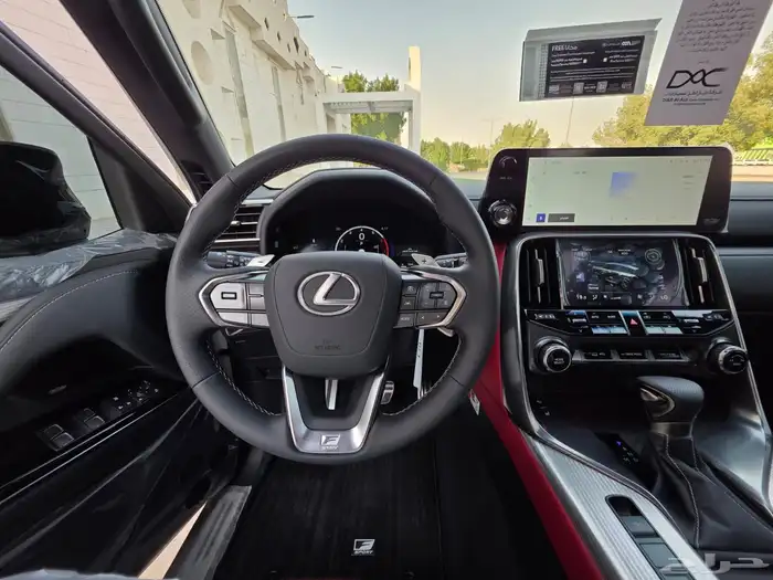 لكزس 2025 LX600 وكالة 25