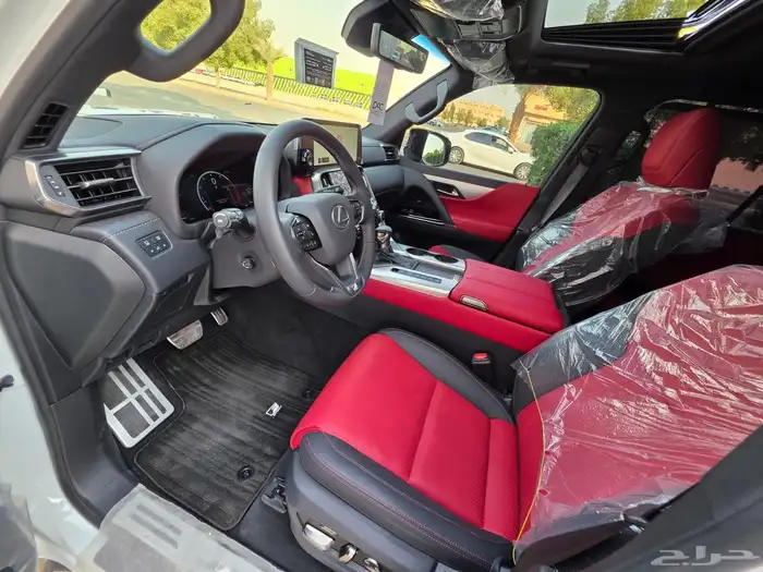 لكزس 2025 LX600 وكالة 24