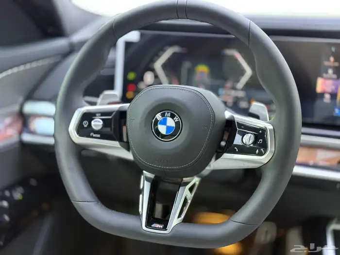 بي ام 735i 6