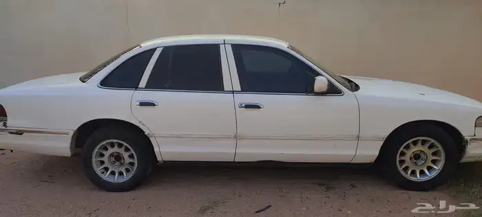 فورد كراون فيكتوريا 1996 نظيف مجدد مفحوص 3