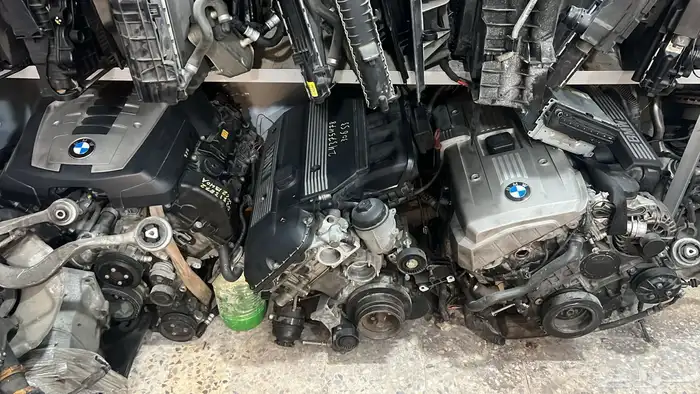 قطع غيار BMW جميع الفئات 52