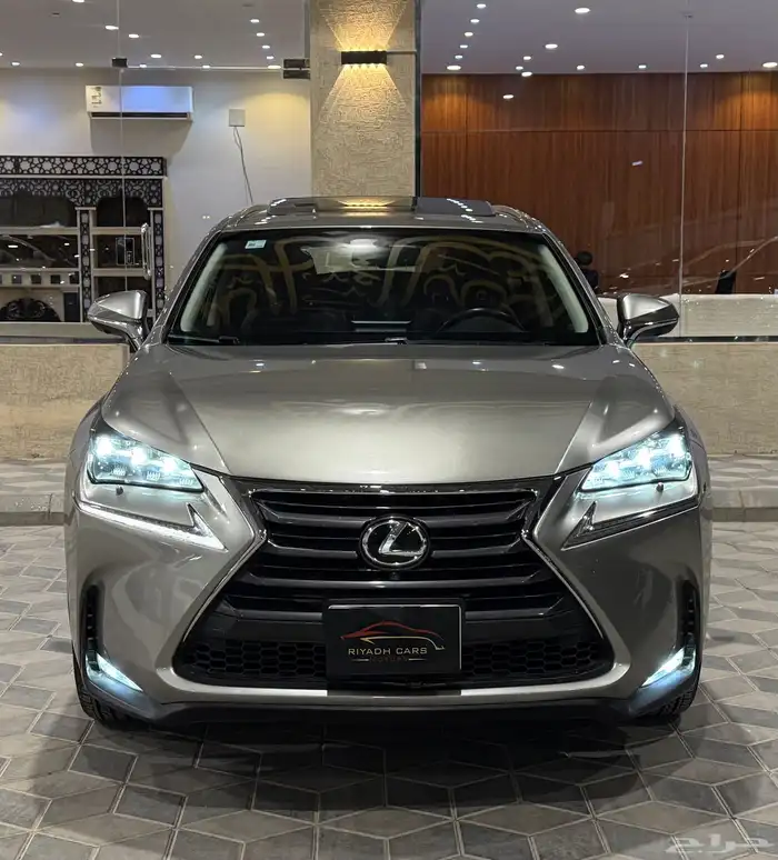 لكزس 2016 NX200t (بحالة ممتازة) 2
