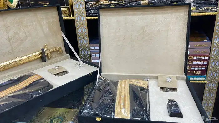هدايا زواج ترقية تقاعد تكريم تخرج منزل جديد بشت سيف 13
