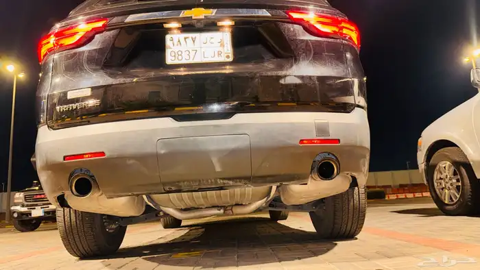 ترافيرس للتقبيل 8