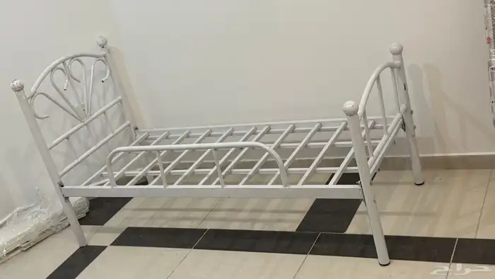 سرير اطفال حديد 0