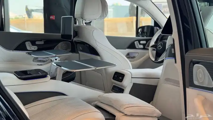 Mercedes Benz GLS600 Maybach 2025 16
