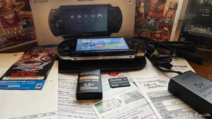جهاز سوني PSP 1000 (نادر ) أصلي بكرتونه مع 20 شريط أصلي 4