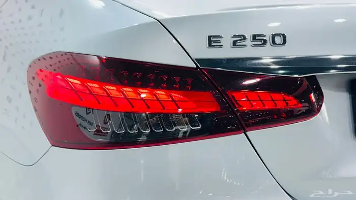 مرسيدس E250 اصدار 2023 كاملة 5