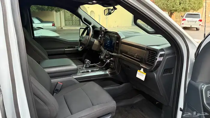 فورد 2022 F150 غمارتين V8وكاله 18