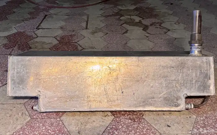 تانكي ماء لاندكروزر 1