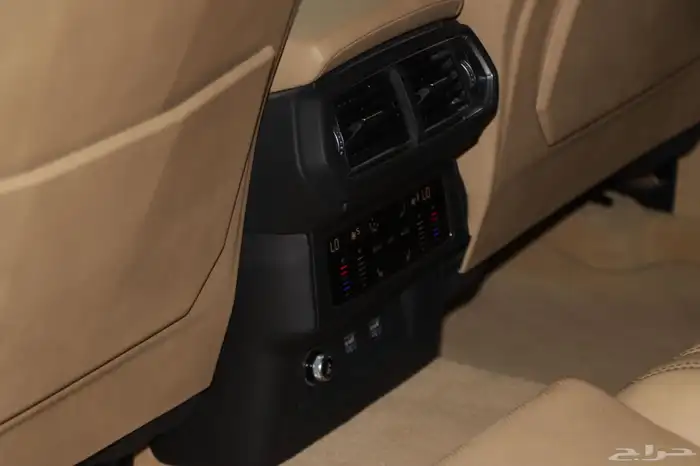 لامبورجيني اوروس 2021 وكالة ساماكو URUS 25
