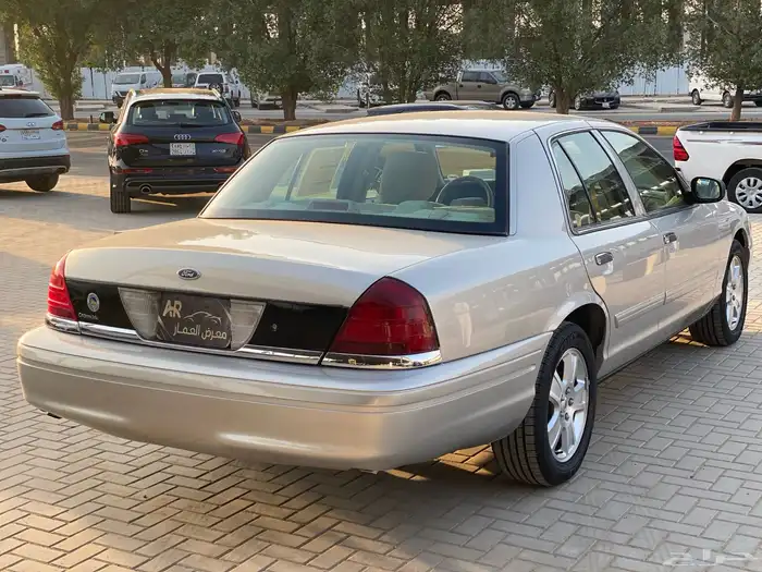 فورد فكتوريا 8