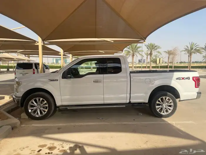 للبيع فورد F150 غمارة ونص 2015 3