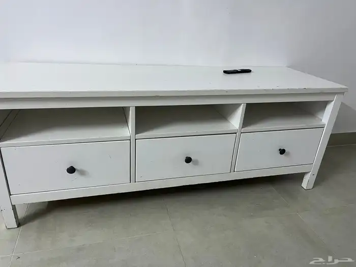 طاوله تلفزون من ايكيا 2