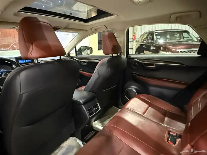 لكزس 2016 NX200t (بحالة ممتازة) 10