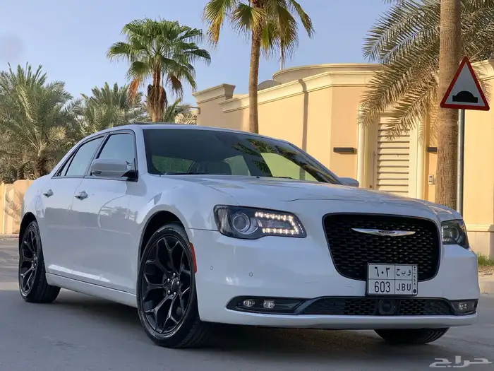 كرايزلر S300 موديل 2021 بحالة الوكاله ممشى 49 الف 2
