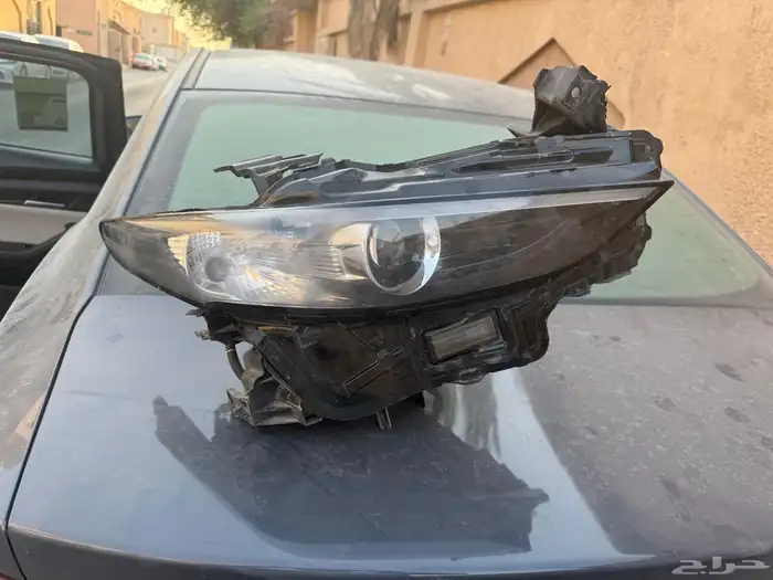 شمعة يمين مازدا 3 2024 0