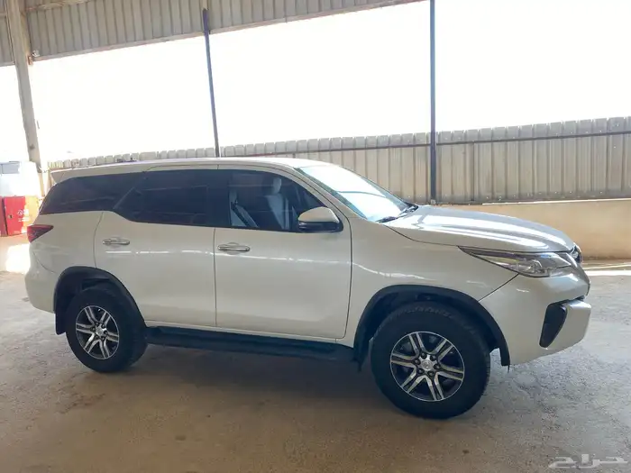 تويوتا فورتشنر ديزل دبل 2020 ممشى 315 ألف كيلو متر 5