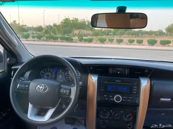 فورتشنر 2019 سعودي بدي وكاله دبل 4X4 بنزين 39