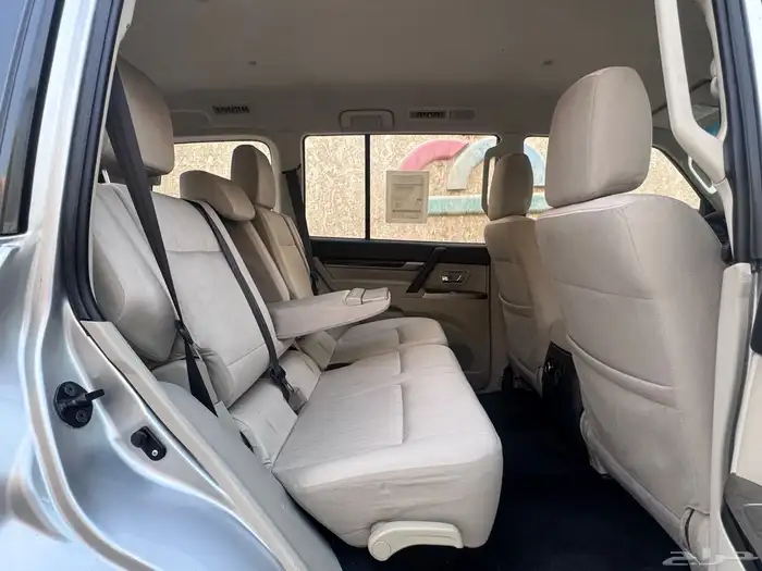 مستبيشي باجيرو GLS 2020 سلفر 20