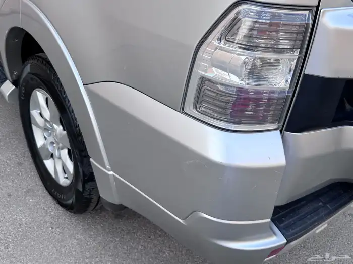مستبيشي باجيرو GLS 2020 سلفر 13