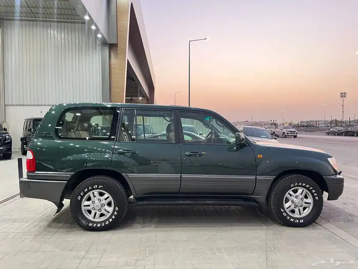 لكزس LX470 موديل 1998 4