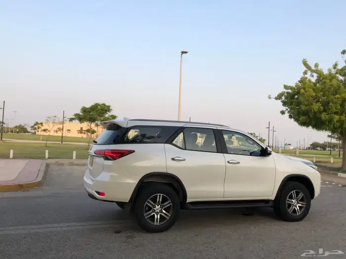 فورتشنر 2019 سعودي بدي وكاله دبل 4X4 بنزين 1
