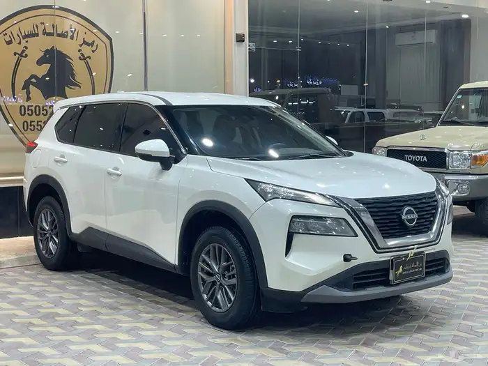 نيسان اكس تريل موديل 2023 0
