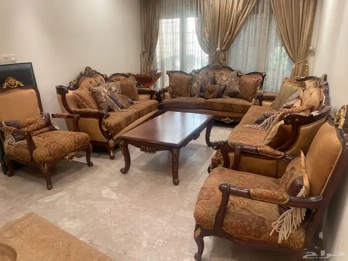 طقم 5 قطع كنب كلاسيكي خشب محفور مع طاولات 1