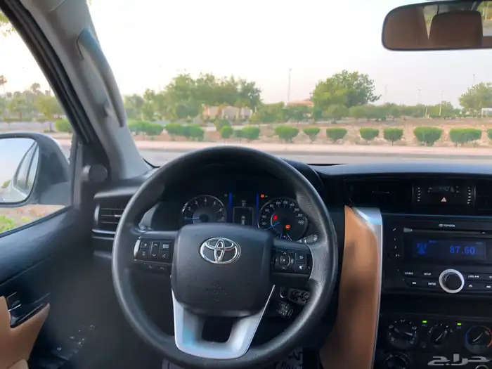 فورتشنر 2019 سعودي بدي وكاله دبل 4X4 بنزين 26