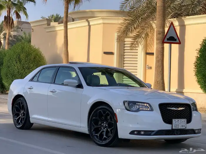 كرايزلر S300 موديل 2021 بحالة الوكاله ممشى 49 الف 6