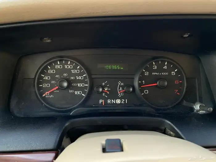 فورد فكتوريا 17