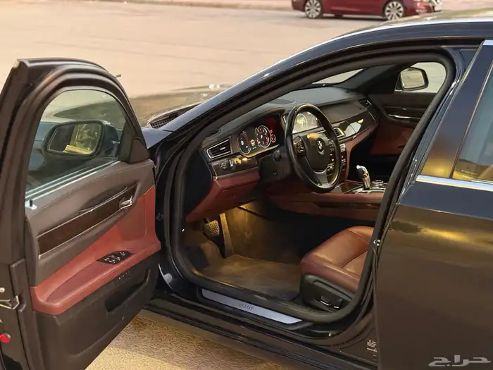 بي ام دبليو 2015 730li 8