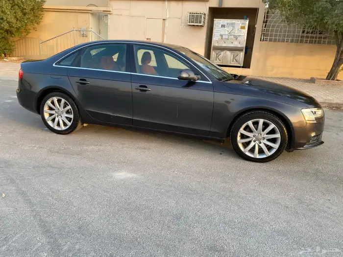 اودي A4 2014 2