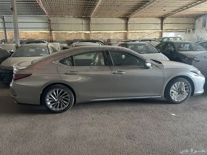 لكزس ES350 CC سعودي تيتانيوم 12