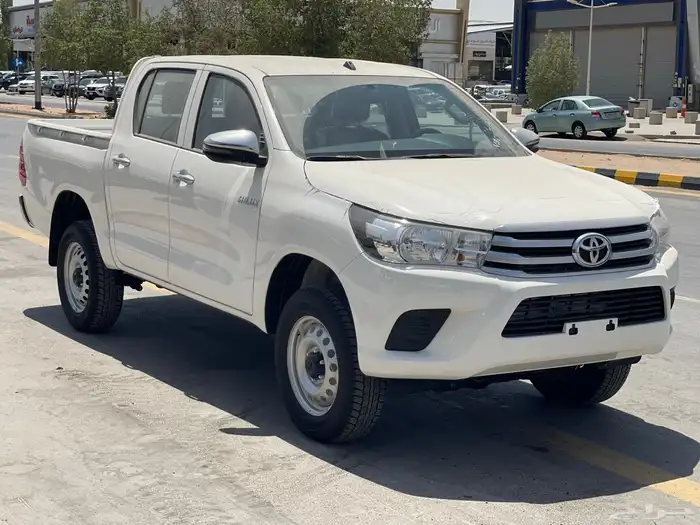 هايلوكس غمارتين DLX سلق بريمي دبل ديزل قير تمتيك 2025 2