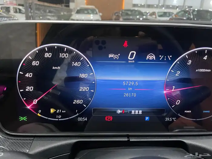 مرسيدس C300 موديل 2023 فل كامل 28