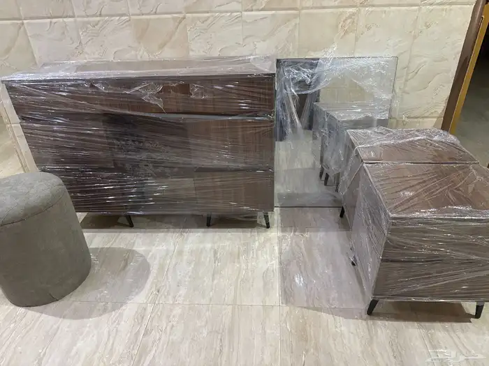 تسريحه مع مرايه وكومدينه 2جديده 0
