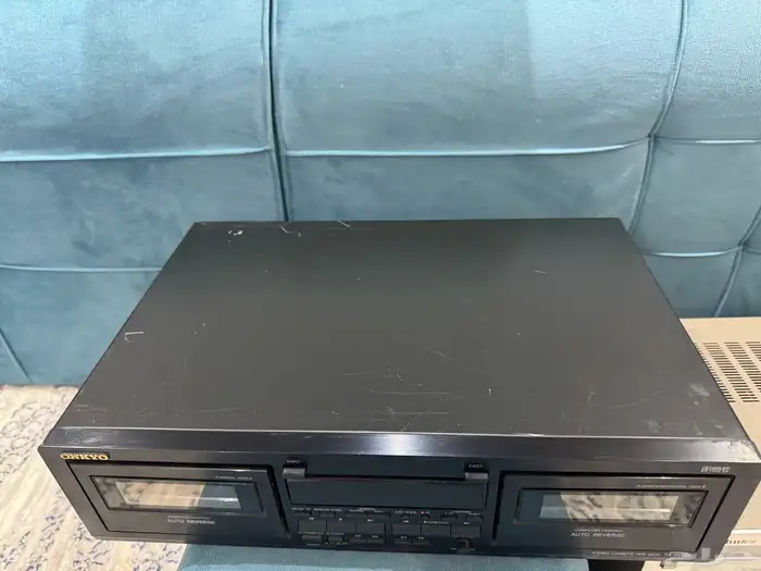 مسجل دك ماركة اونكيو 1