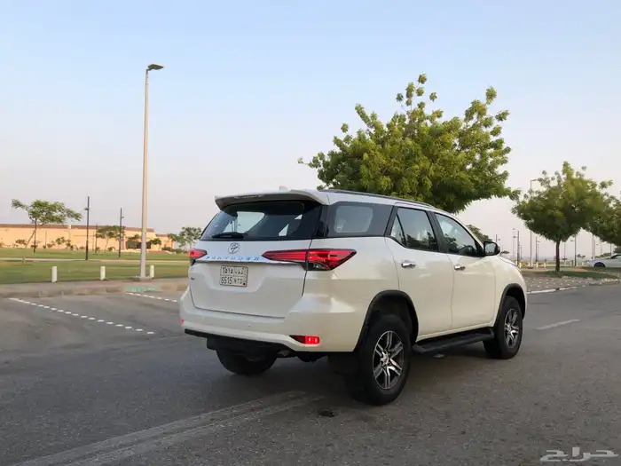 فورتشنر 2019 سعودي بدي وكاله دبل 4X4 بنزين 11