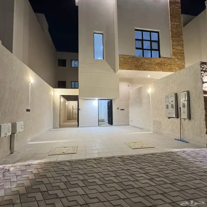 دور علوي للبيع 1
