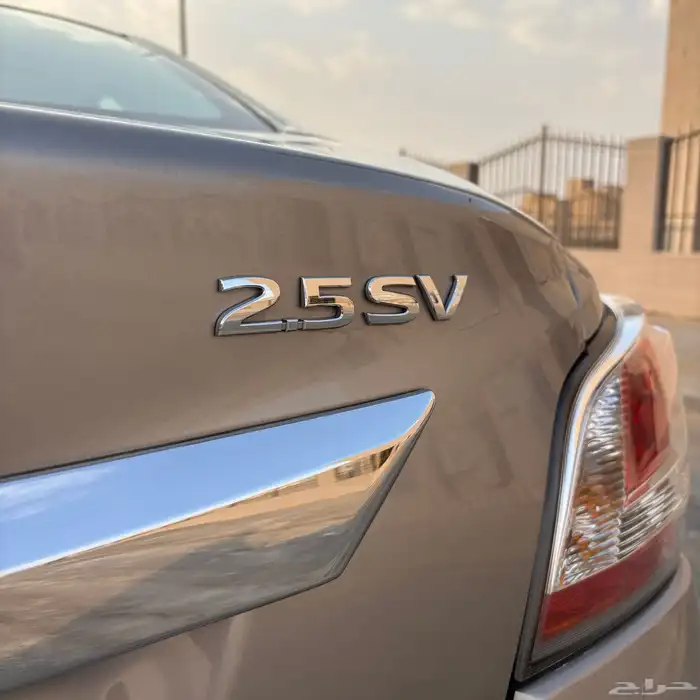 التيما 2015 SV 8