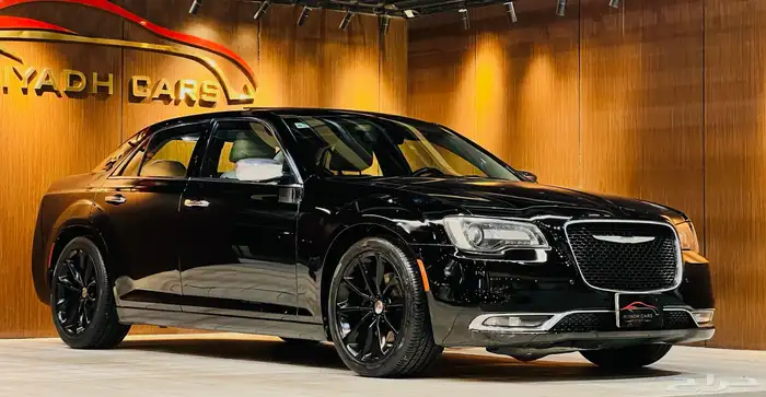 كرايزلر 2019 C300 V8 (( بحاله ممتازه )) 0