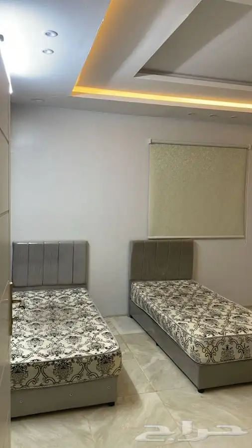 استراحة للإيجار عقد سنوي شهري يومي قريبه من الخط السريع 3