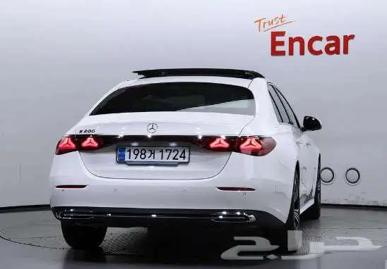 مرسيدس E200 موديل2024 الميموني للاستيراد بكوريا 3