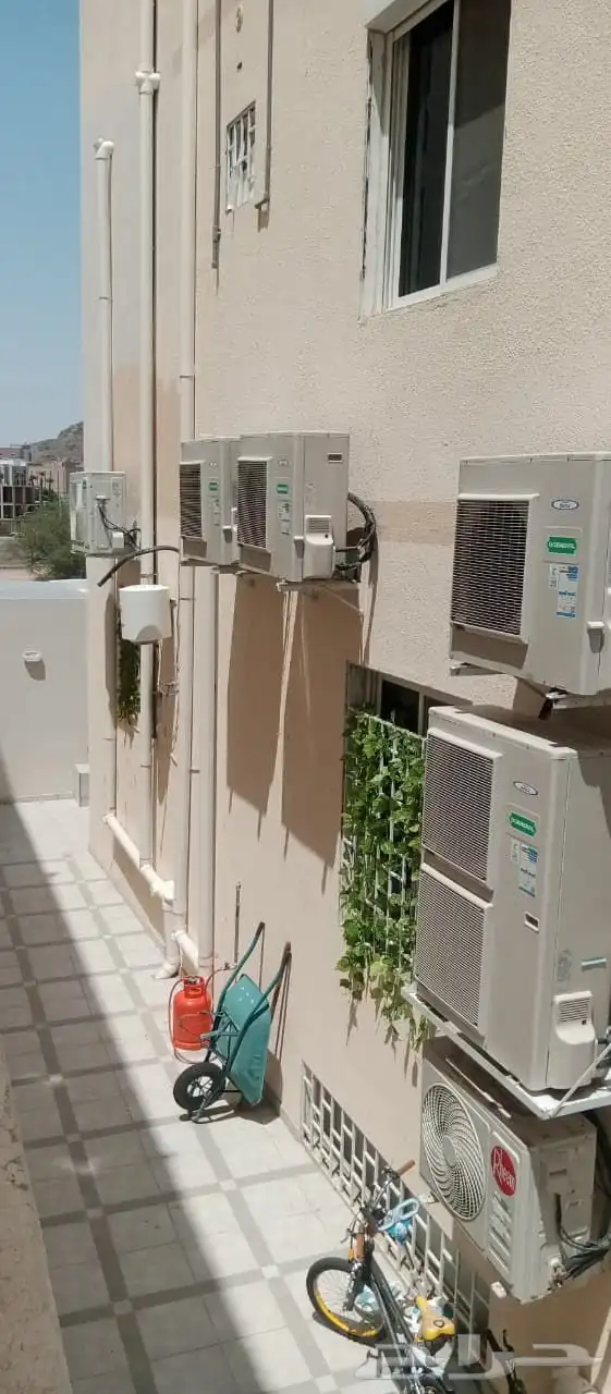 فني معلم تركيب مكيفات اسبلت الطائف فك مكيفات سبلت الطائف 0
